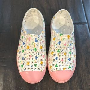 Native- Mickey (C12) only worn several times.